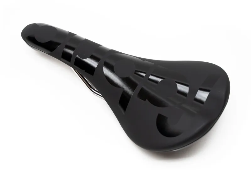 Fabric Scoop Race Team Radius Saddle with Ti Rails  Black FSD-13 -2
