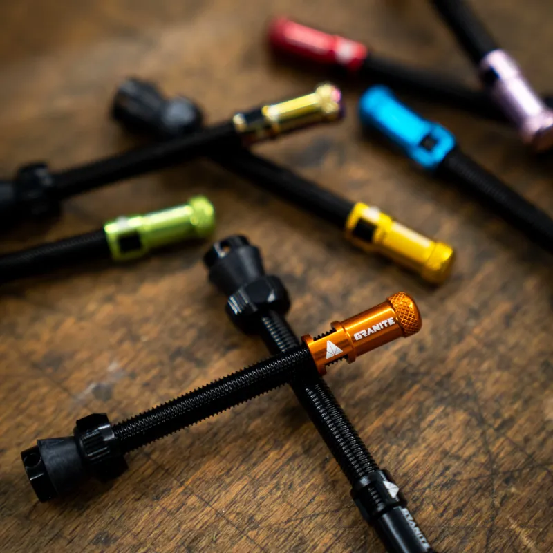 Granite JUICY NIPPLE Tubeless Valve with Valve Cap/Removal Tool Orange-6