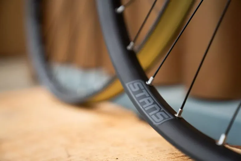 Stans Flow S2 29er boost Wheelset - Microspline freehub - 6 Bolt disc fitting-2