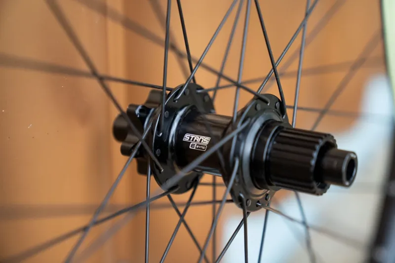 Stans Flow S2 29er boost Wheelset - Microspline freehub - 6 Bolt disc fitting-5