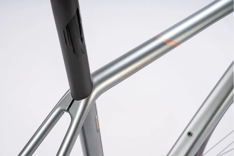 Colnago Steelnovo 2025 Complete Bike Super Record Settanta Silver-12