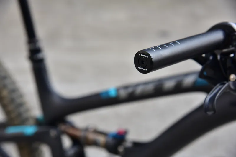 Granite STASH Hidden Handlebar Tyre Plug Repair Kit Orange-8