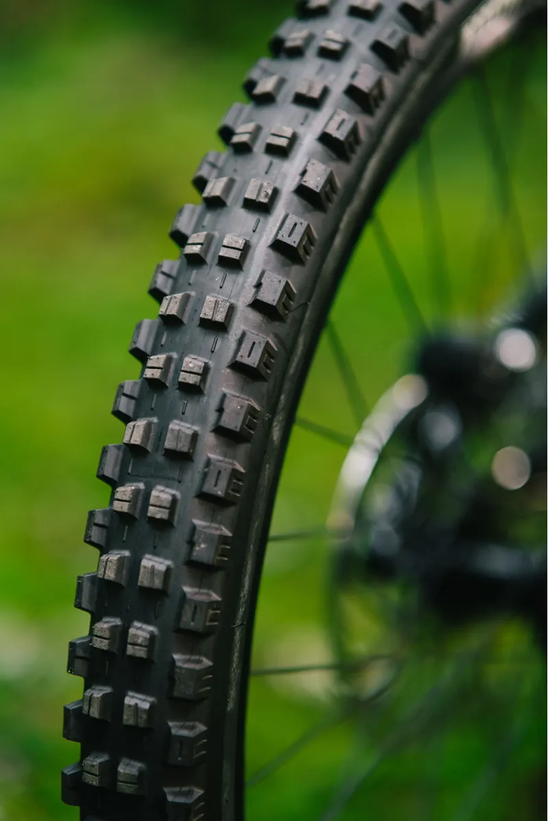 Transition TR11 Alloy DH GX Complete MTB Downhill Bike Black Stallion-12