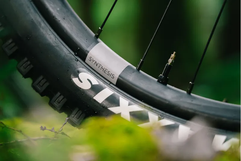 Transition TR11 Alloy DH MTB Downhill Frame Glacier White-11