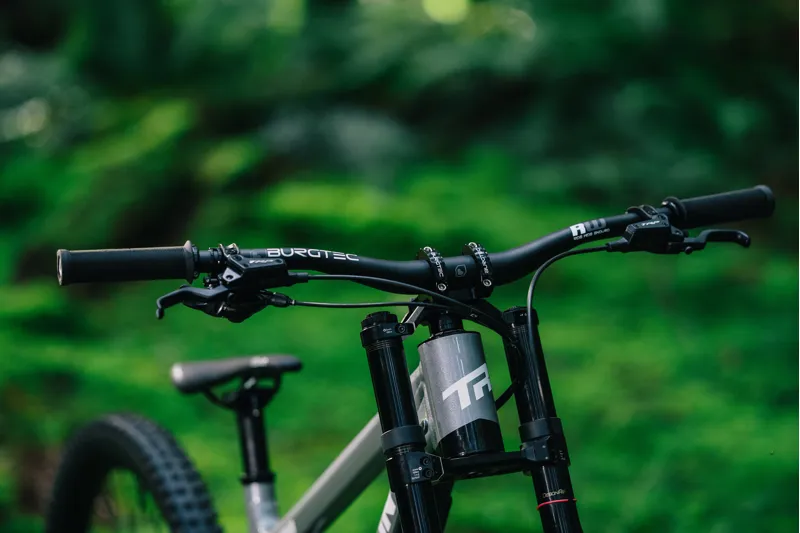 Transition TR11 Alloy DH MTB Downhill Frame Set Nightshade-8