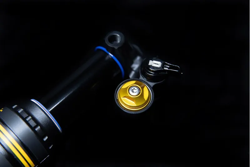 Ohlins TTX M.2 Air MTB Rear Shock Standard Mount-10