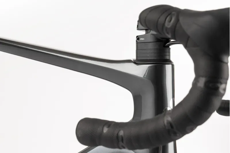 Colnago V4 Disc 2025 Complete Carbon Road Bike Ultegra Di2 12 Speed Black VDDK -6