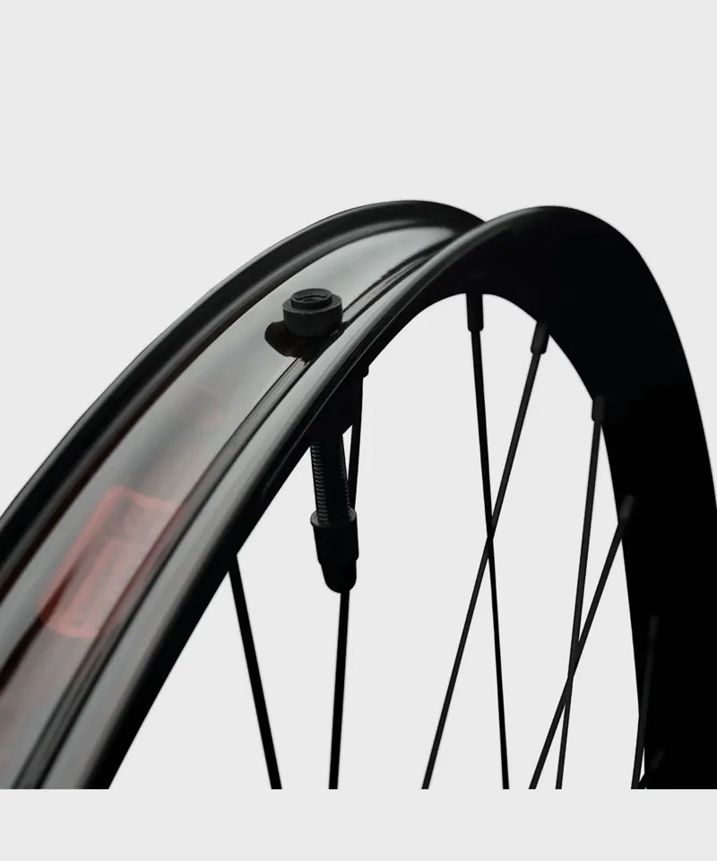 RaceFace Æffect R 30mm Wheelset - Mullet - BOOST - SRAM XD freehub-1