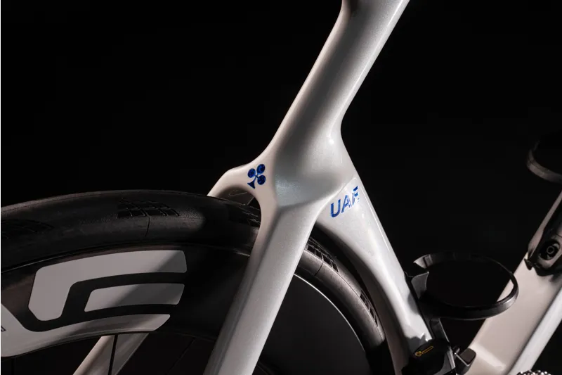 Colnago Y1rs Disc 2026 Carbon Road Aero Bike Ultegra Di2 YSWW-6