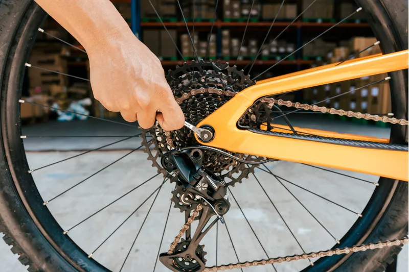 Granite STASH RT Ratchet MultiTool 9pcs With Steerer Housing -12