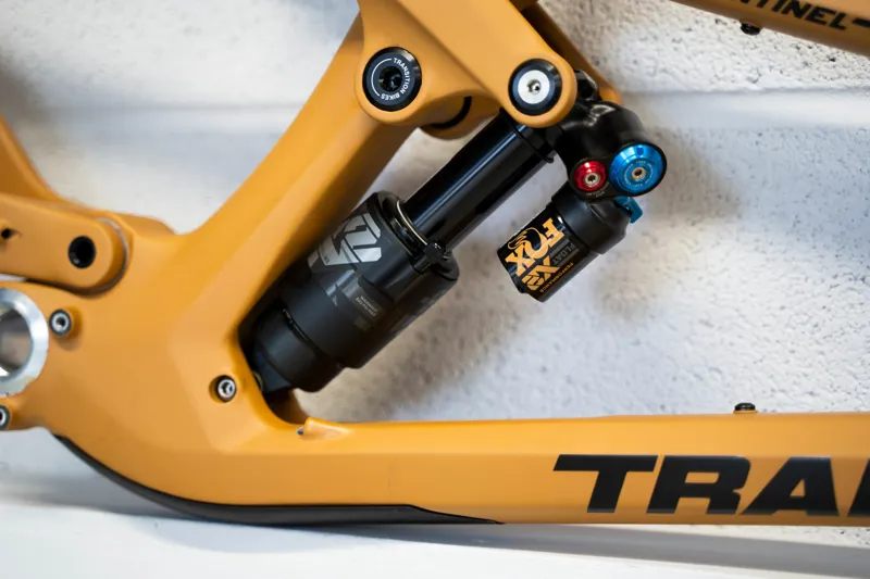 Transition Sentinel Carbon MTB Frame Loam Gold Large - New without box-1